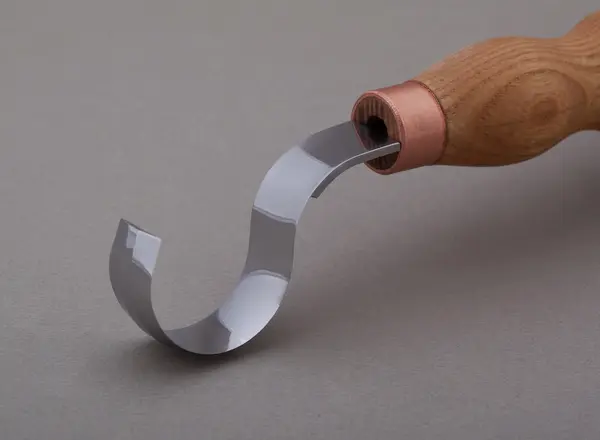 23037