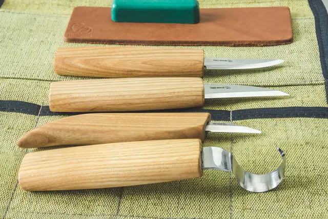 Spikkesett S48 til treskje mm. Venstre 4 kniver og slipeutstyr. Beavercraft 