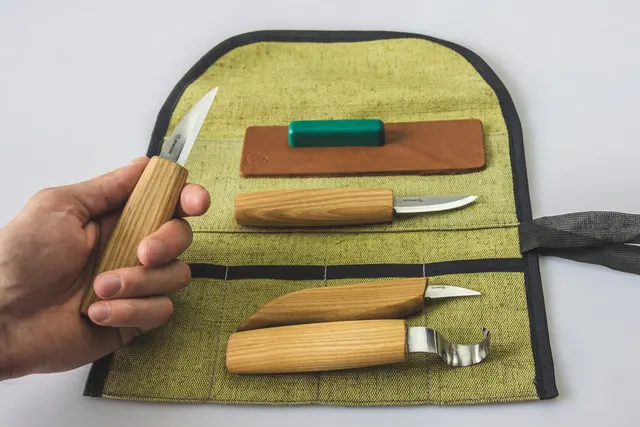 Spikkesett S48 til treskje mm. Venstre 4 kniver og slipeutstyr. Beavercraft 
