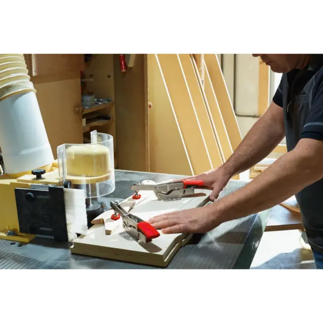 Nedtrykkstvinge horisontal STC-HH20 20 mm - Bessey 