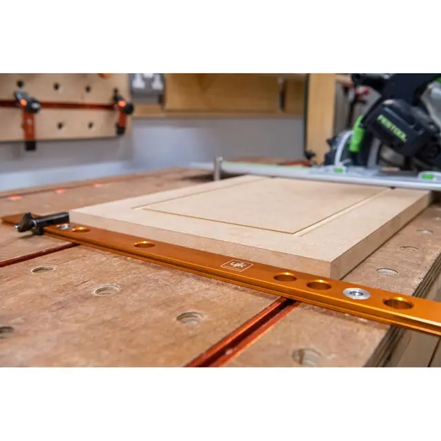 UJK Parf sytem anlegg og stopper 600mm 96mm hullsenter-avstand 
