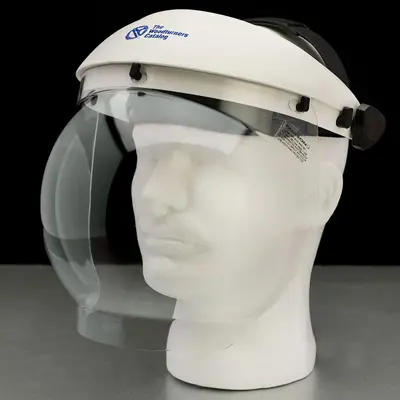 7899
