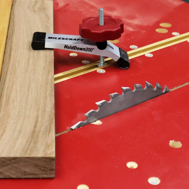 HoldDown200 tvinger 2 stk Milescraft 