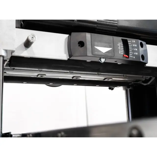 EXMAC tykkelseshøvel D330 33cm. Bredde. To matehastigheter. 