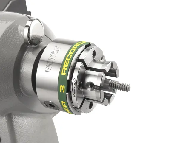 Victory chuck-pakke 1 1/4" × 8 TPI For Gjengeadapter.  Record Power 