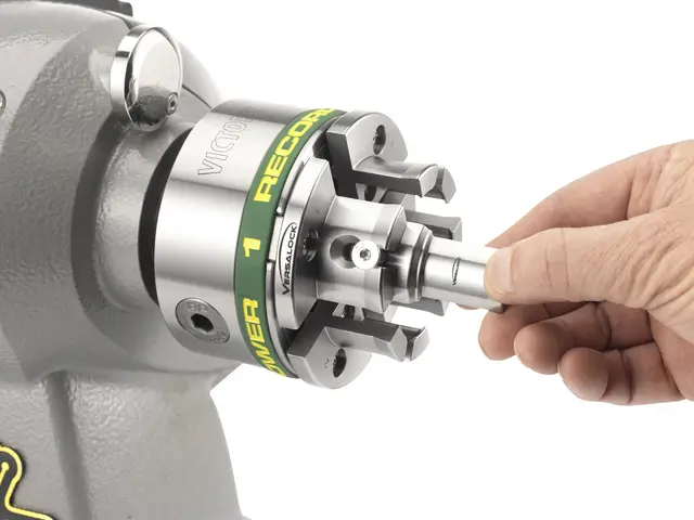 Victory chuck-pakke 1 1/4" × 8 TPI For Gjengeadapter.  Record Power 