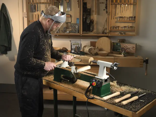 Pathfinder elektronisk tredreiebenk Record Power 