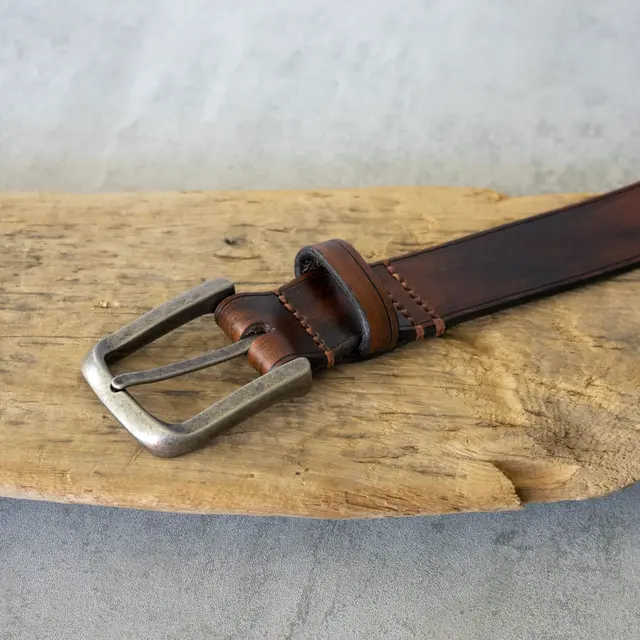 Tråd syntetisk vokset - Brun 0,8 mm 
