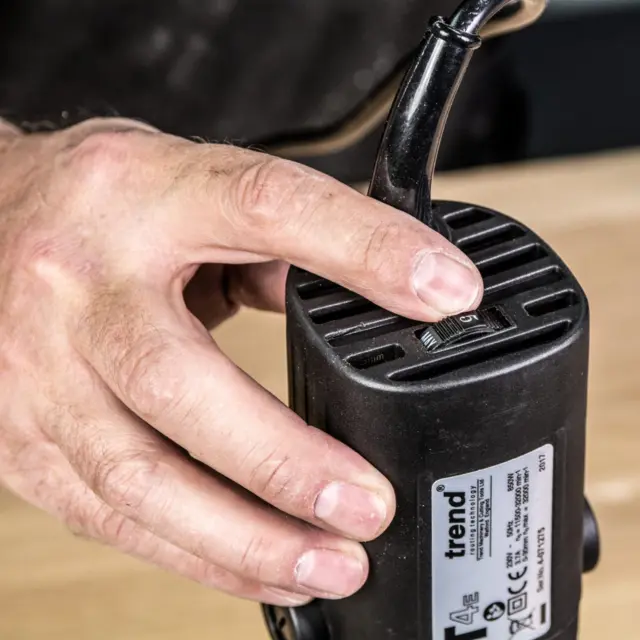 Trend T4EK Håndoverfres 850W 8 mm spennhylse, variabel hastighet,230V 