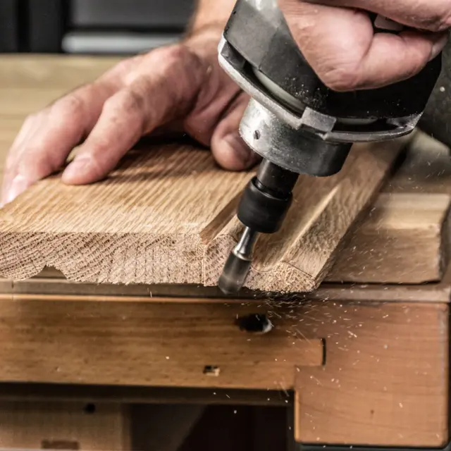 Trend T4EK Håndoverfres 850W 8 mm spennhylse, variabel hastighet,230V 