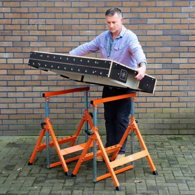 UJK teleskopisk arbeidsbukk Høyde 780–1190 mm – maks. 200 kg 