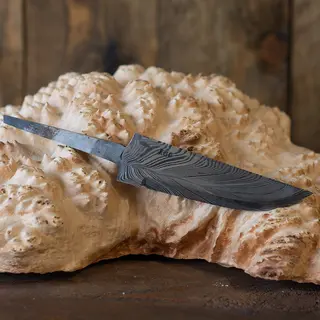 Knivblad Damask 25x96 mm Smidd av &#197;ge Steinslett